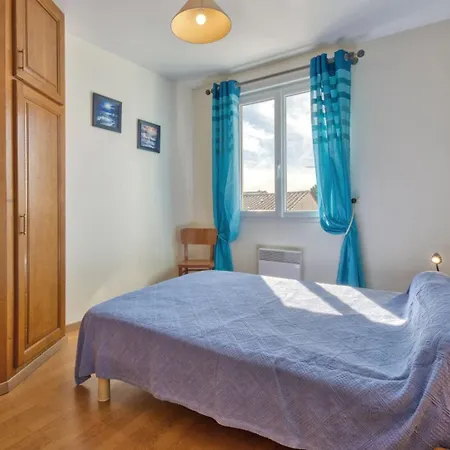 Grande Maison Familiale Bord De Prázdninový dům *